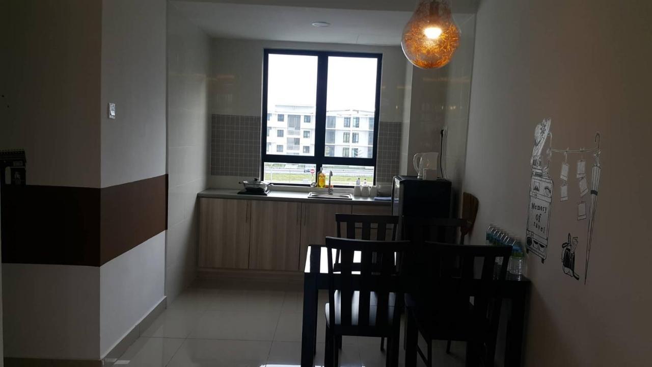 The Meadow Park Apartment กัมปาร์ ภายนอก รูปภาพ