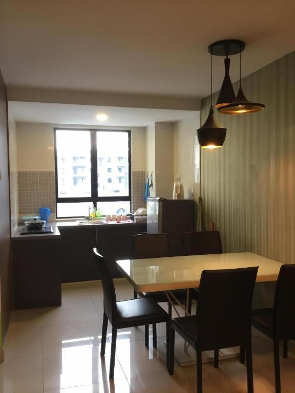The Meadow Park Apartment กัมปาร์ ภายนอก รูปภาพ