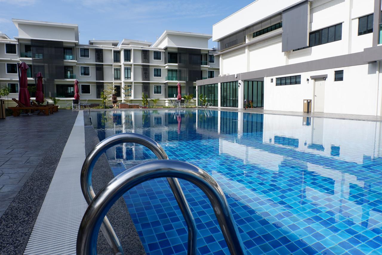 The Meadow Park Apartment กัมปาร์ ภายนอก รูปภาพ