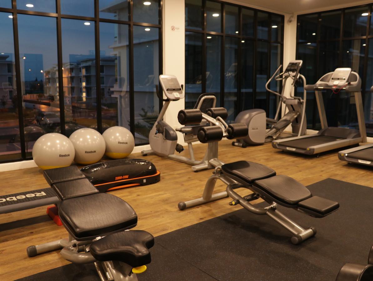 The Meadow Park Apartment กัมปาร์ ภายนอก รูปภาพ