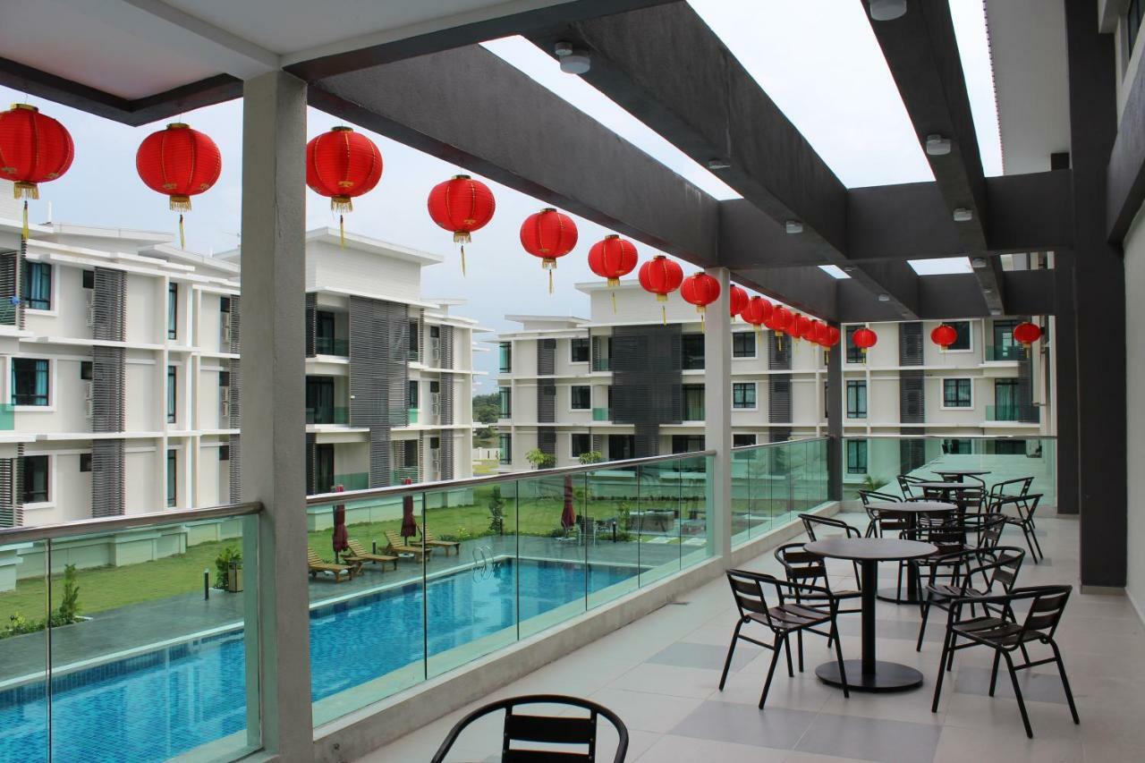 The Meadow Park Apartment กัมปาร์ ภายนอก รูปภาพ